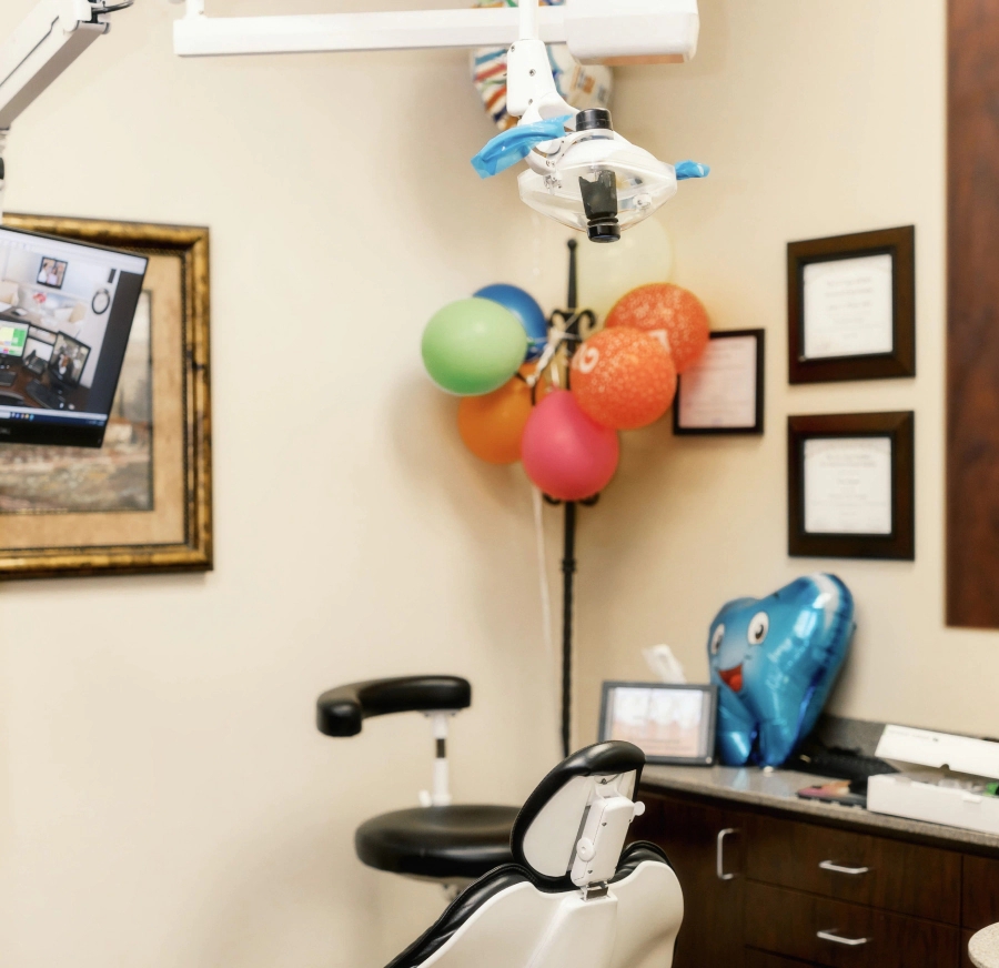 dental room with balloons